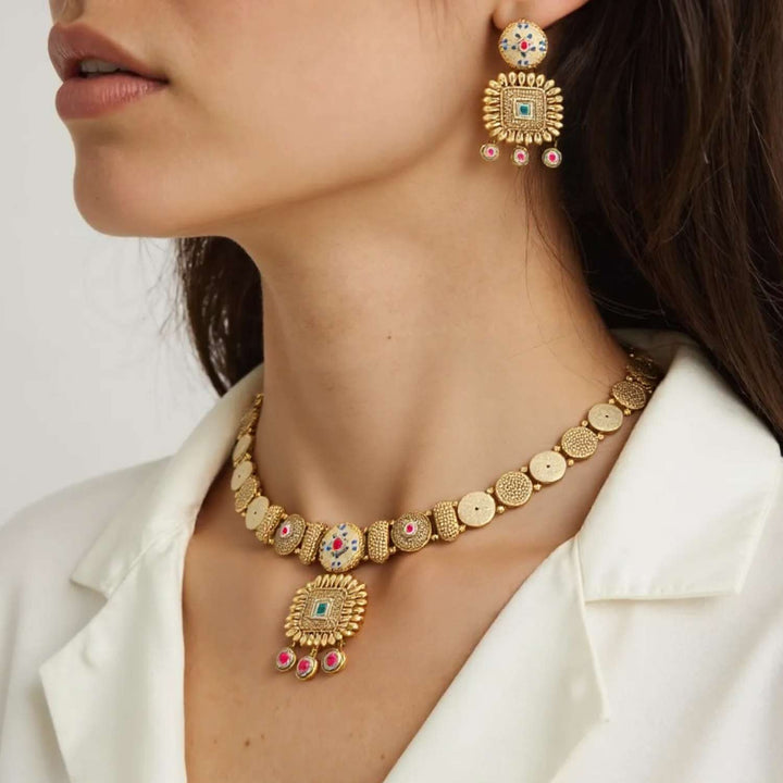 Golden Noorvi Antique Rajwadi Set