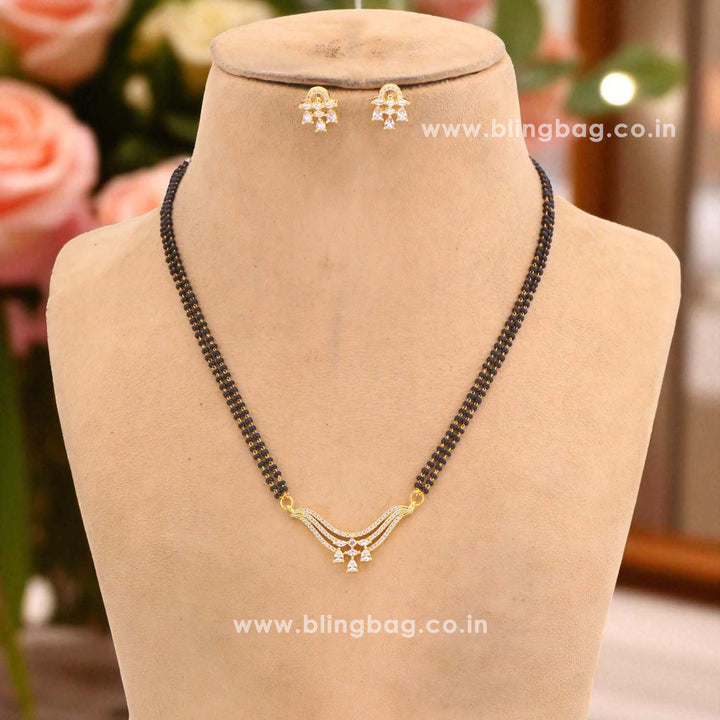 Golden Norae Mangalsutra Set