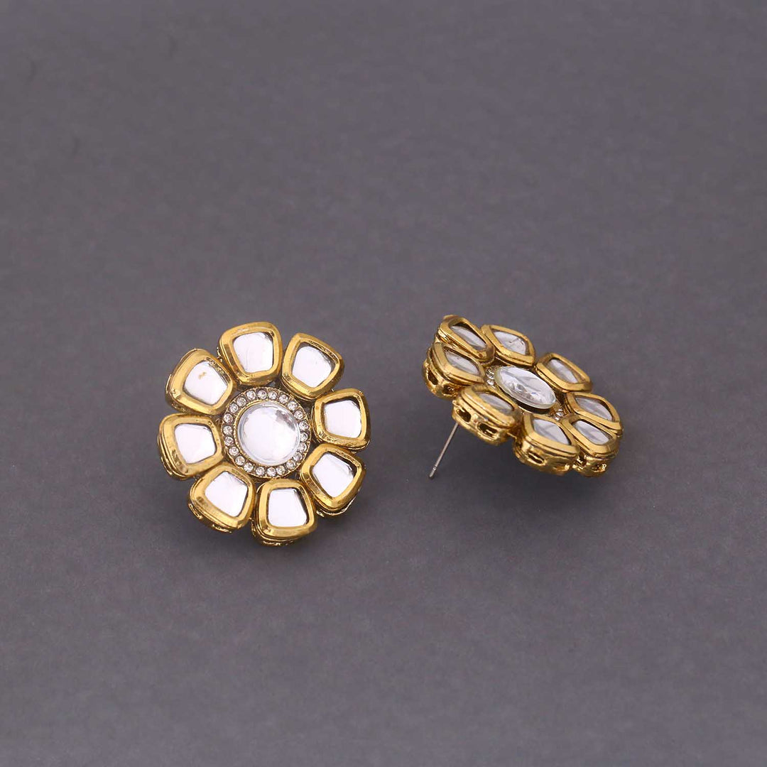 Golden Nuliam Studs