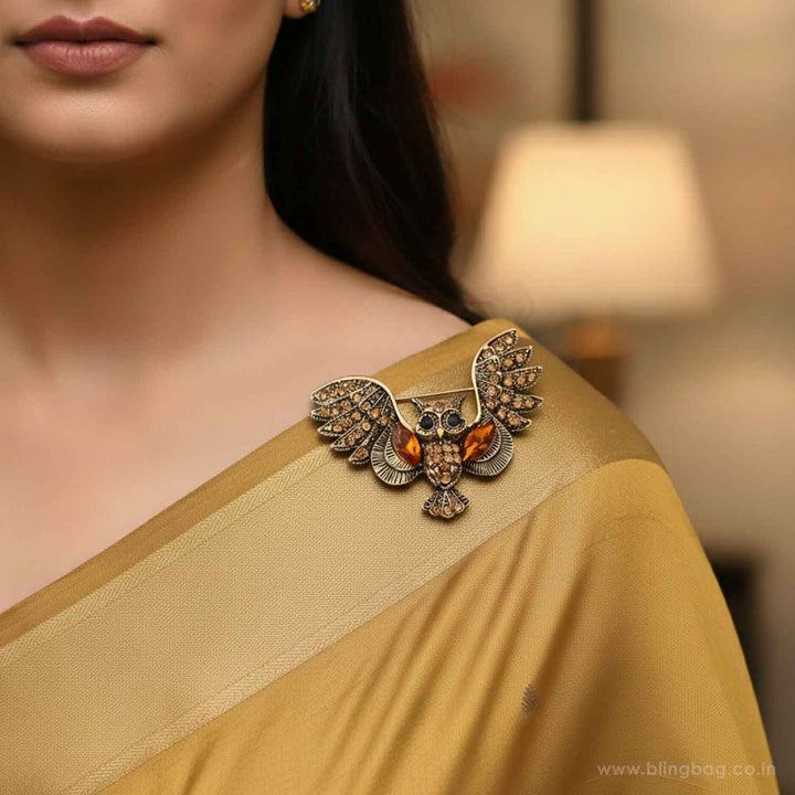 Golden Old Owl Brooch