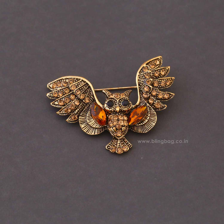 Golden Old Owl Brooch