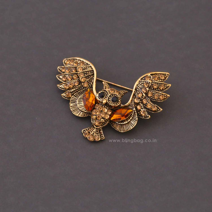 Golden Old Owl Brooch