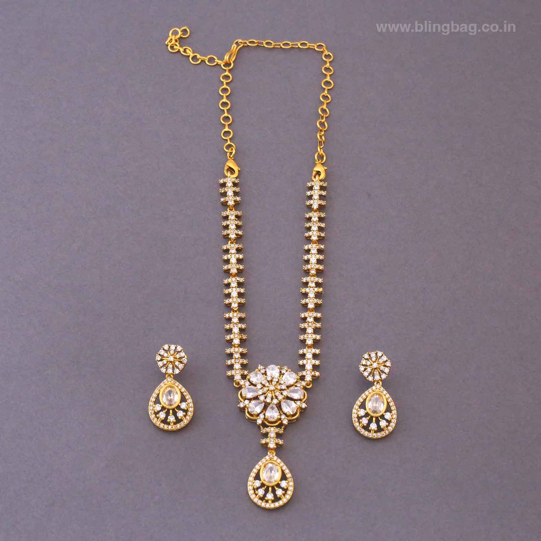 Golden Olisse Victorian Jewellery Set - New Arrival