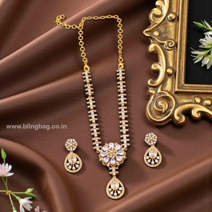 Golden Olisse Victorian Jewellery Set - New Arrival