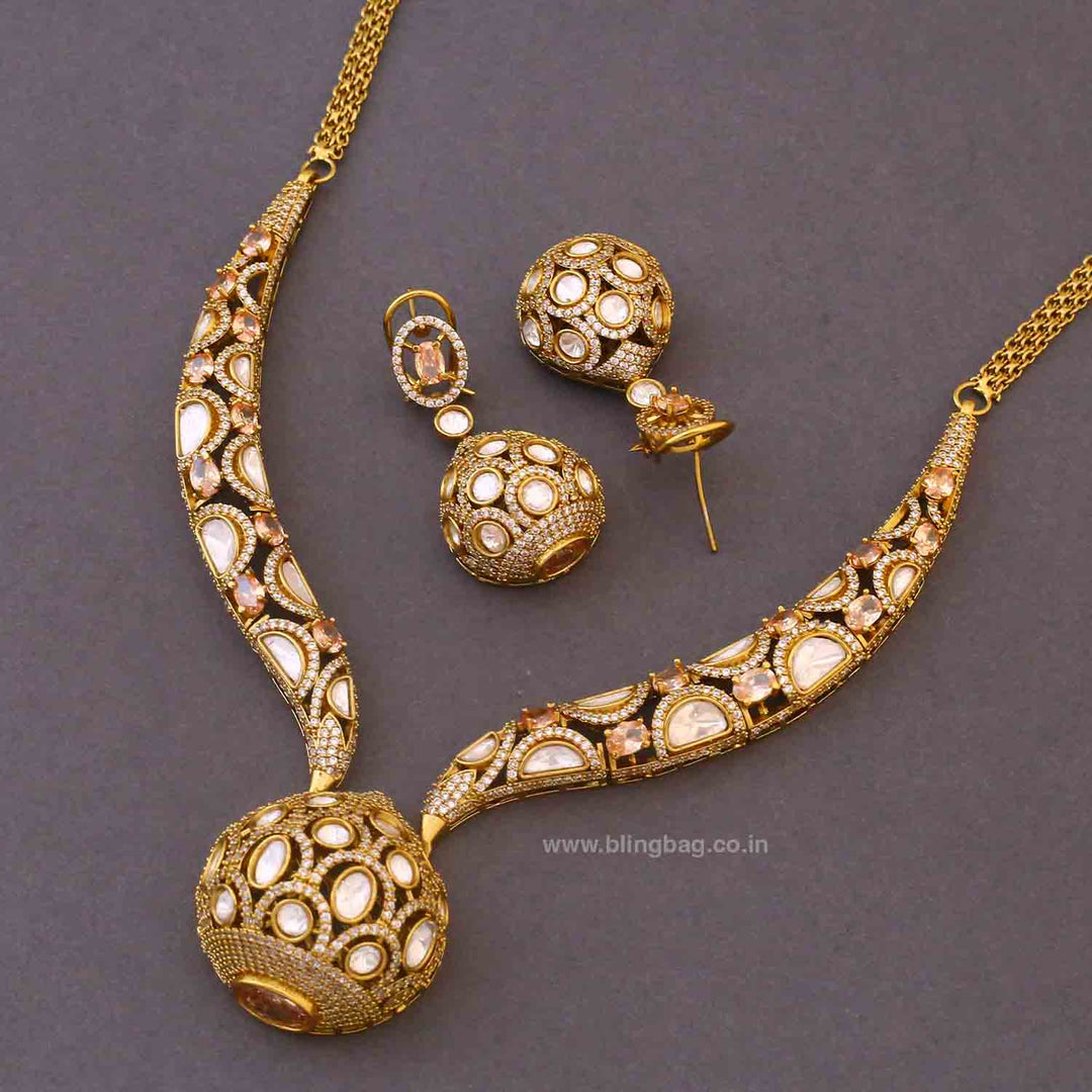 Golden Oliviae Hasli Victorian Jewellery Set