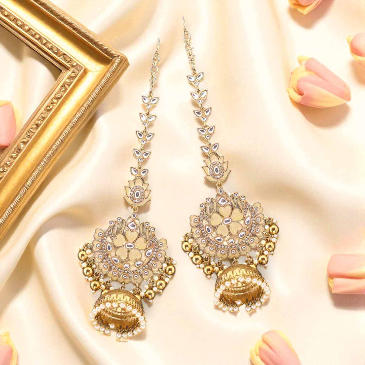 Golden Omvati Sahara Jhumkis