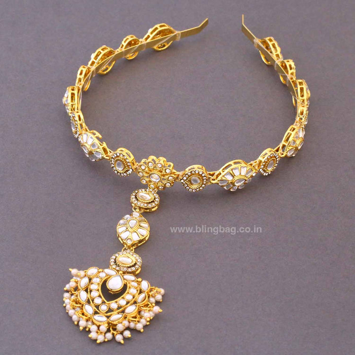 Golden Orhani Hairband With Tikka