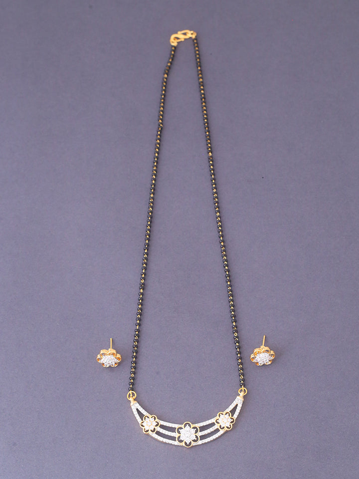 Golden Parmati Mangalsutra Set