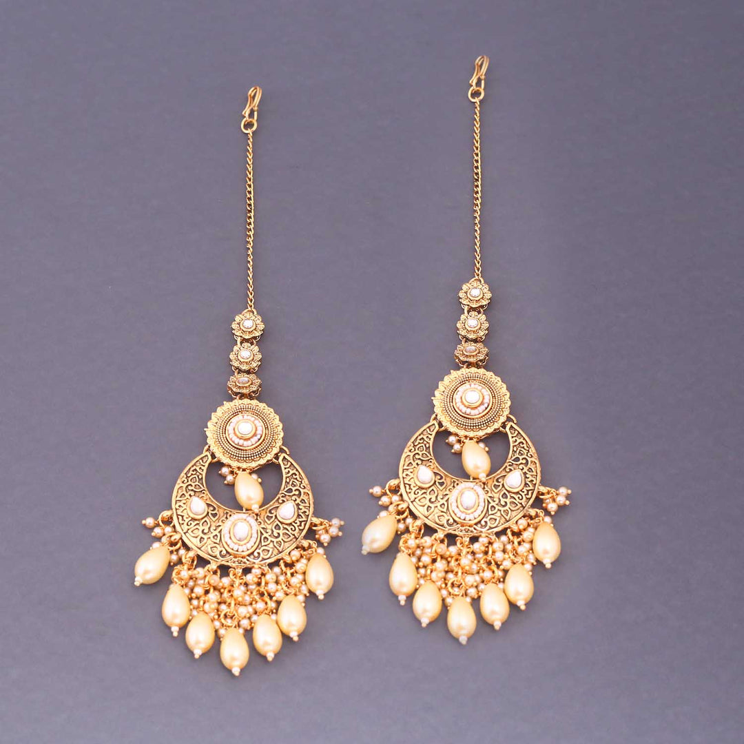 Golden Pavitra Bridal Jewellery Set
