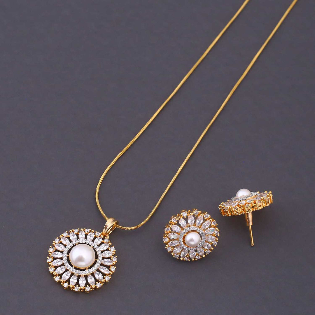 Golden Pearl Zirconia Pendant Set