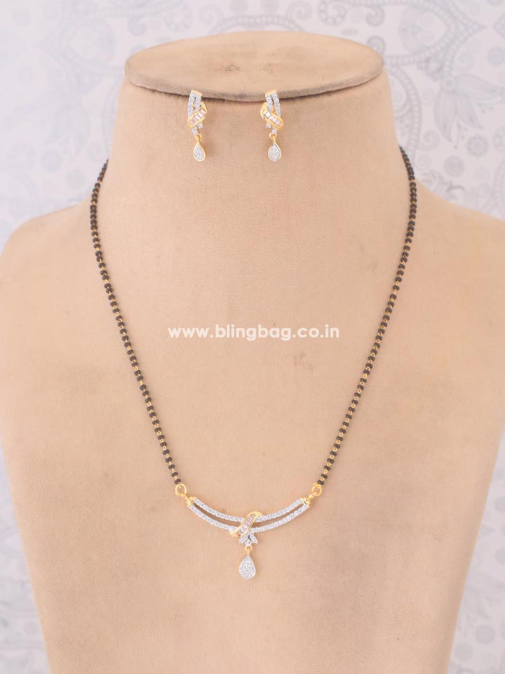 Golden Polymnia Mangalsutra Set