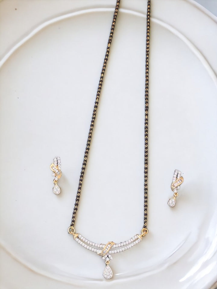 Golden Polymnia Mangalsutra Set