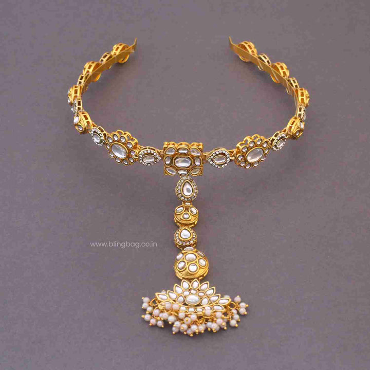 Golden Poojaa Hairband With Tikka