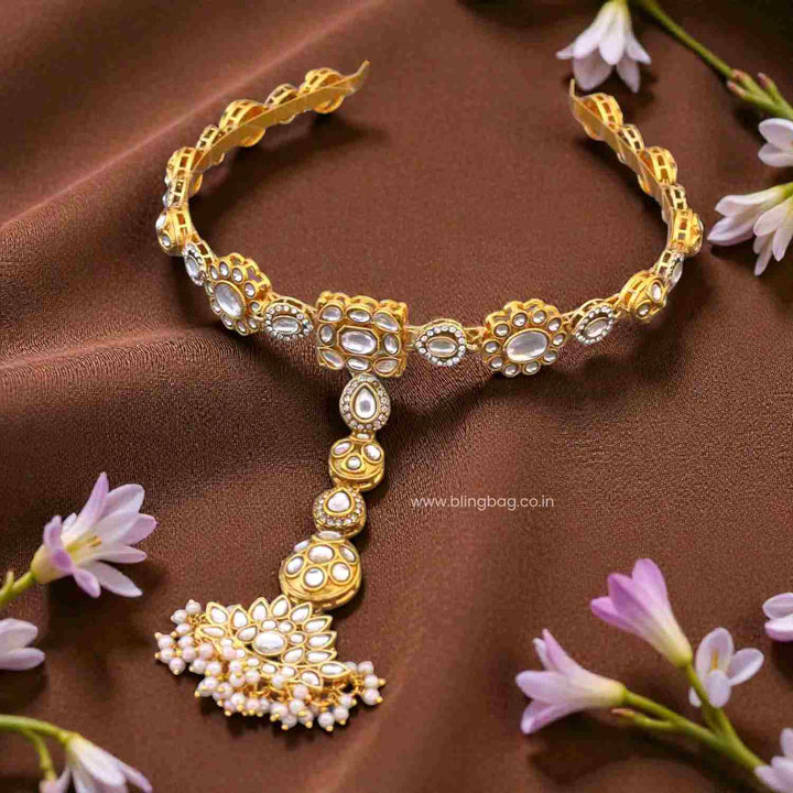 Golden Poojaa Hairband With Tikka