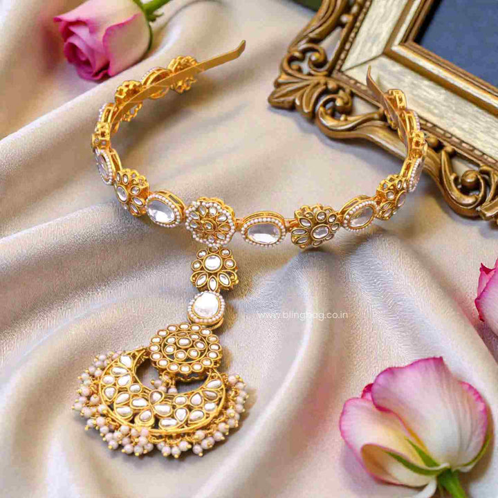 Golden Poojai Hairband With Tikka