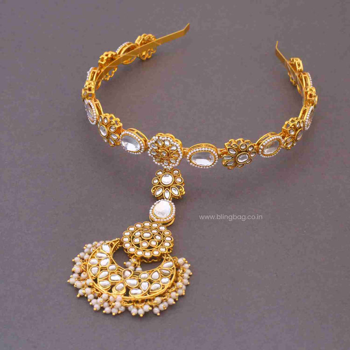 Golden Poojai Hairband With Tikka