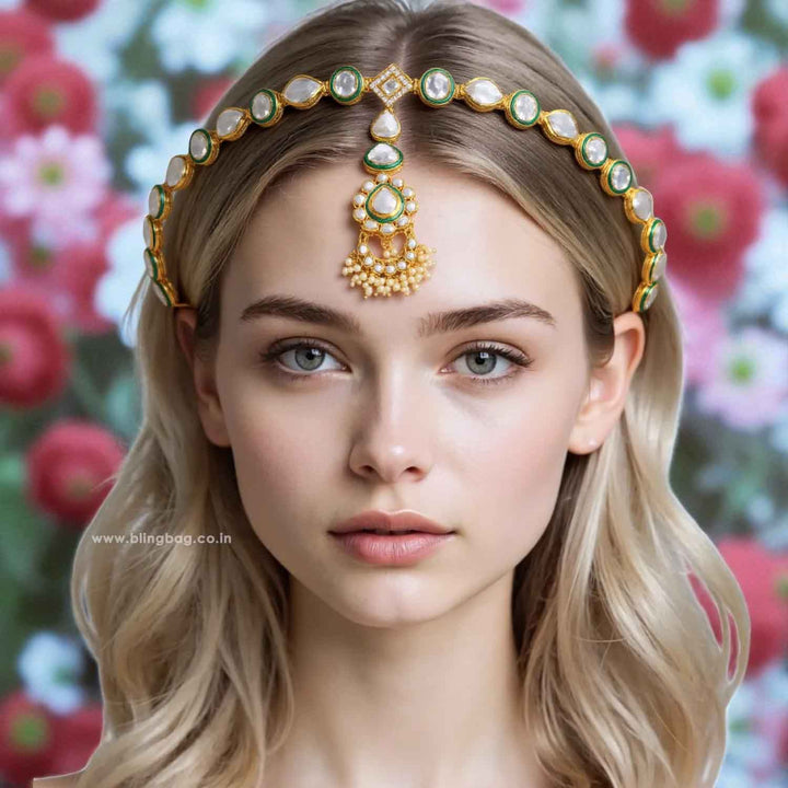 Golden Prachi Hairband With Tikka