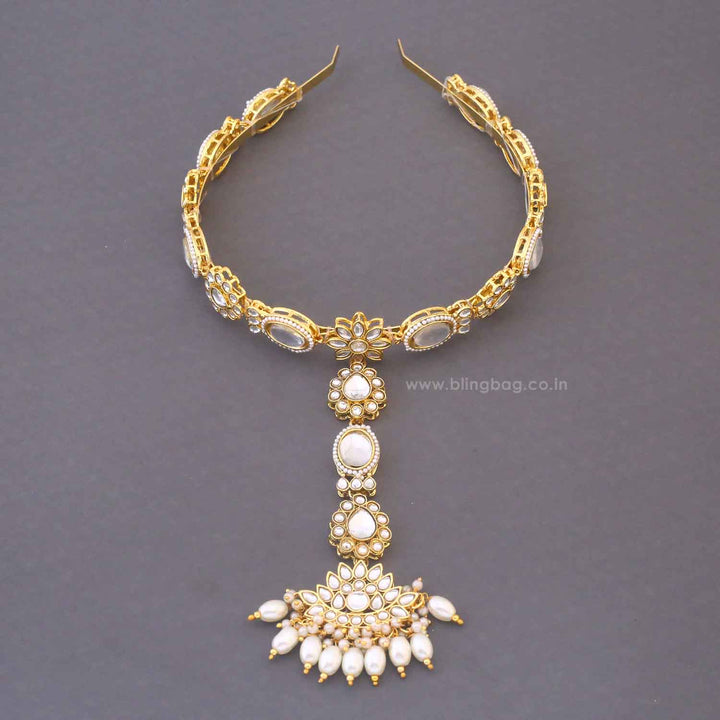 Golden Prerana Hairband With Tikka