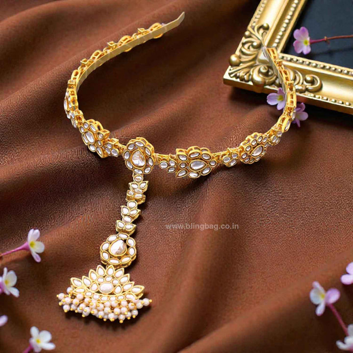 Golden Raahita Hairband With Tikka