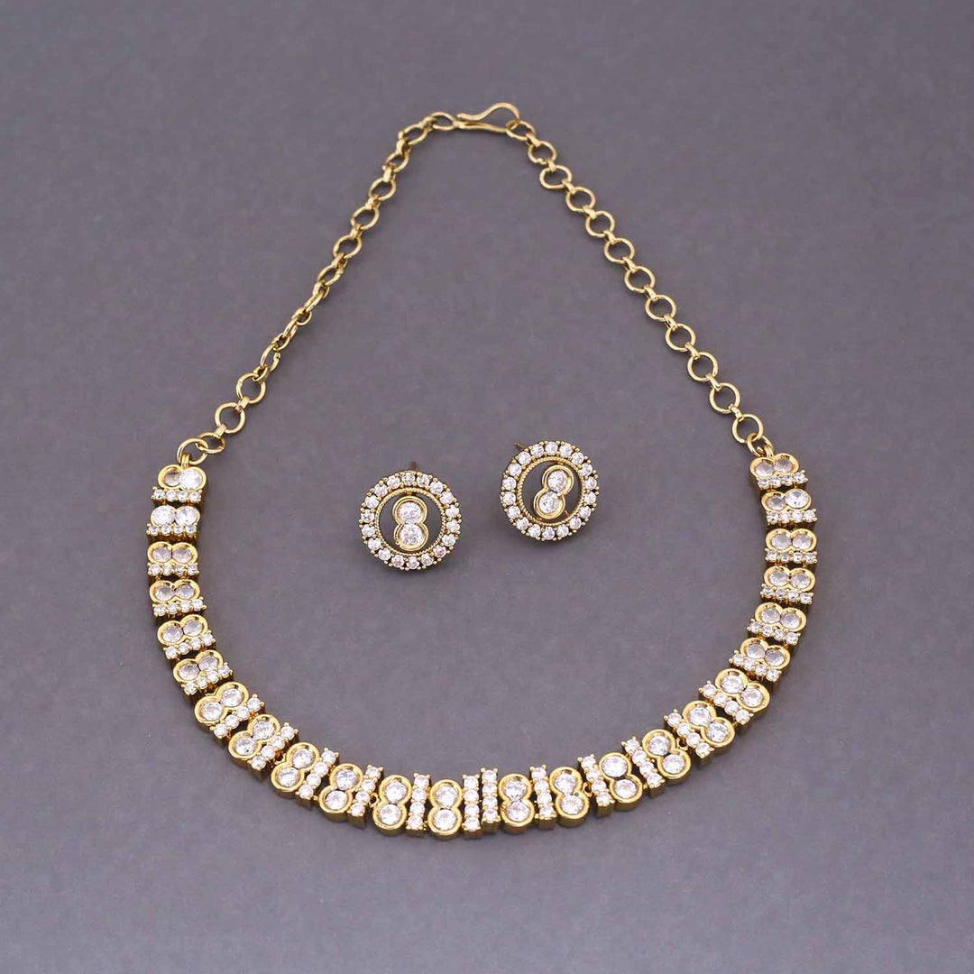 Golden Renate Victorian Jewellery Set - New Arrival