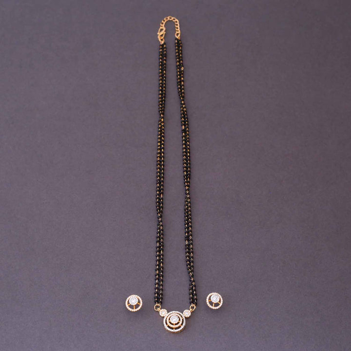 Golden Ridwana Mangalsutra Set