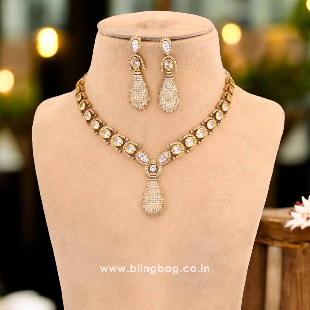 Golden Riva Victorian Jewellery Set - New Arrival
