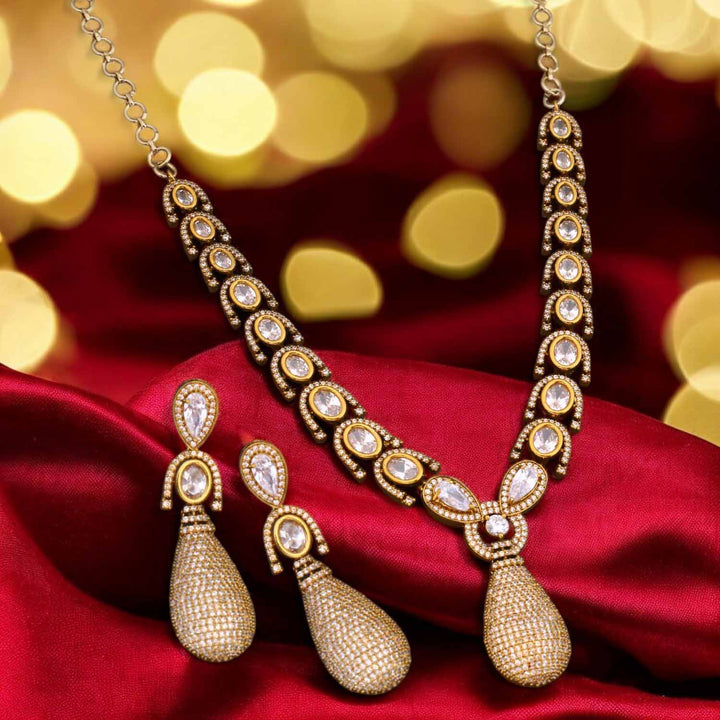Golden Riva Victorian Jewellery Set - New Arrival