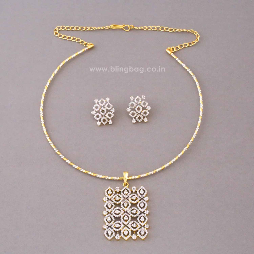 Golden Rohi Pendant Set
