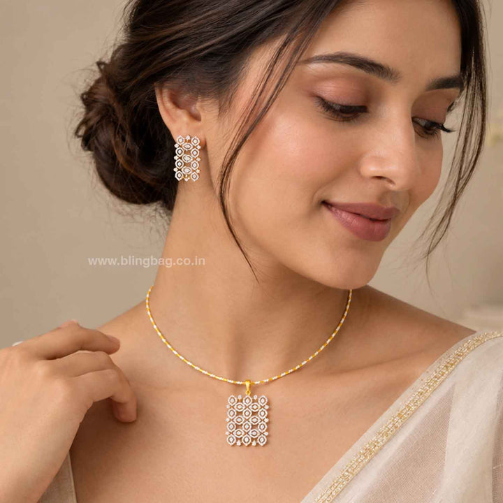 Golden Rohi Pendant Set