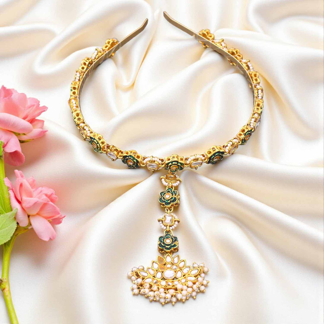 Golden Ruhi Hairband With Tikka