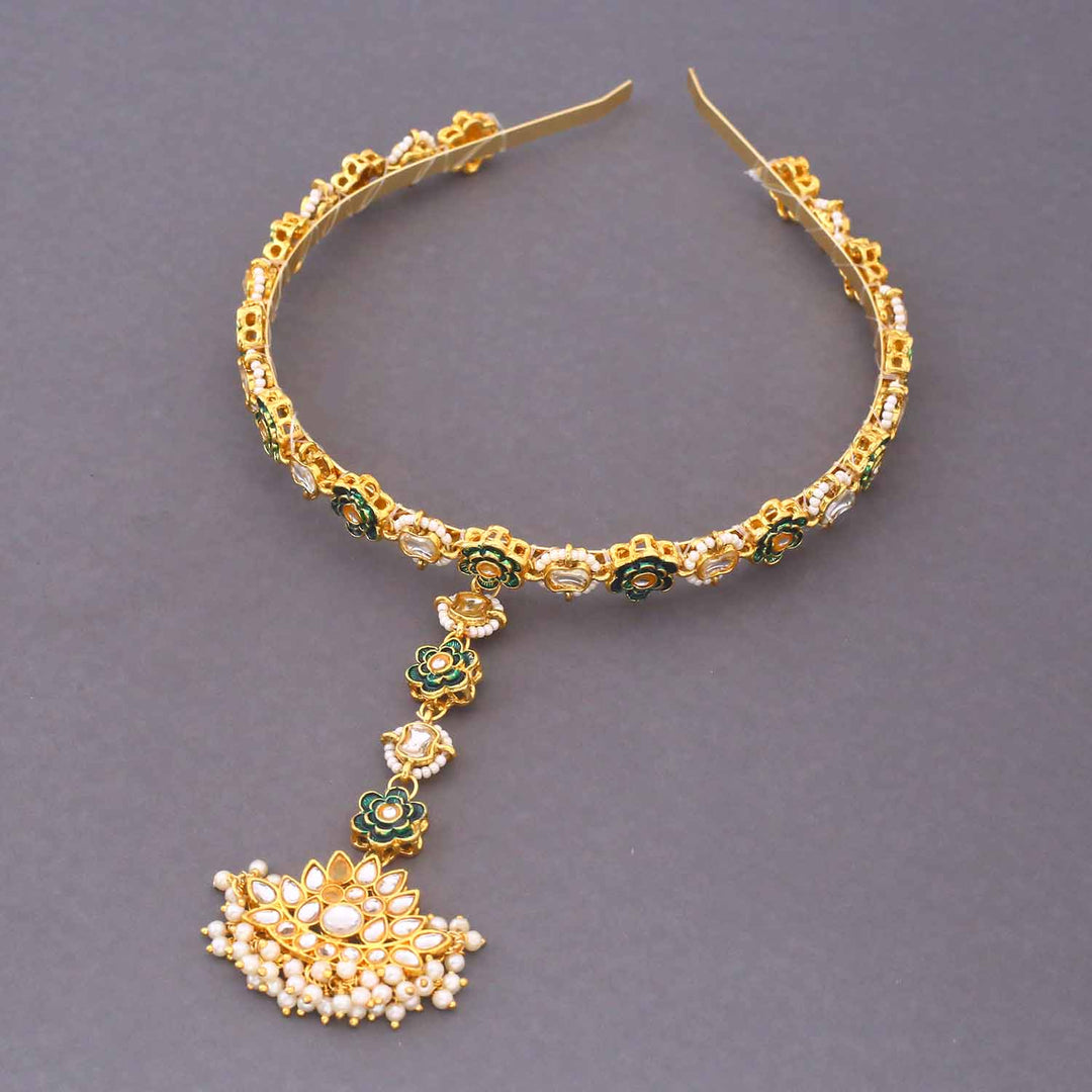 Golden Ruhi Hairband With Tikka