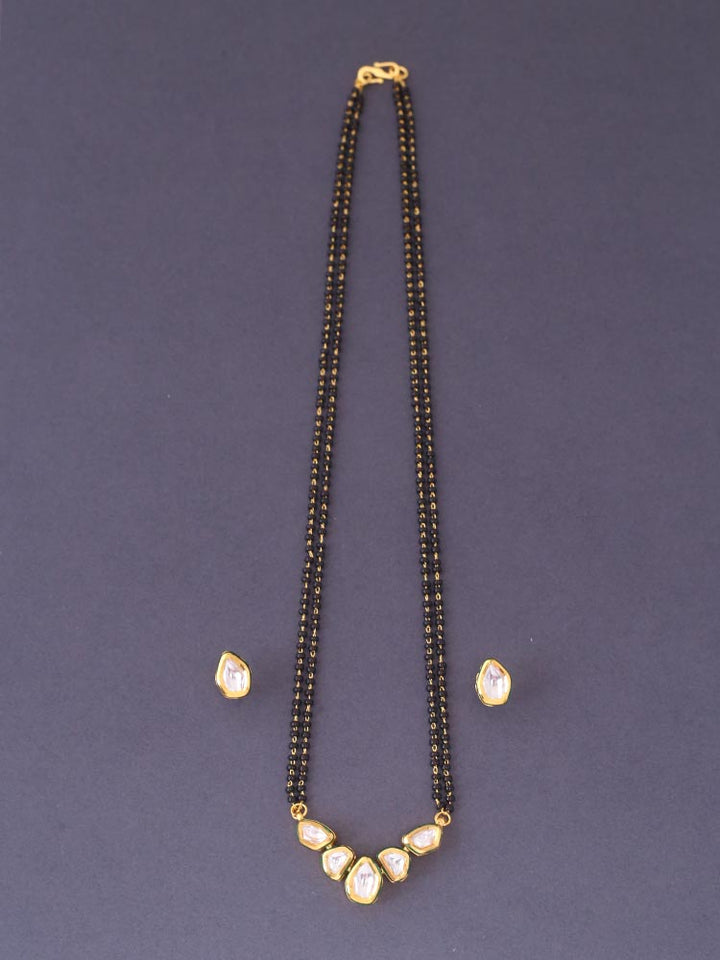 Golden Rukaiya Mangalsutra Set