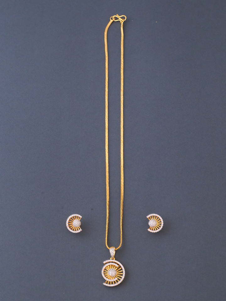 Golden Rylee Pendant Set