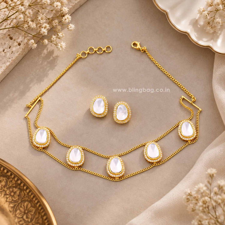 Golden Saanviika Antique Jewellery Set- New Arrival