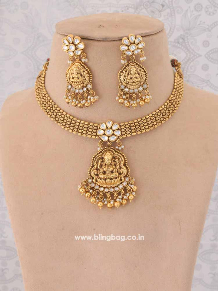 Golden Saranyu Temple Jewellery Set