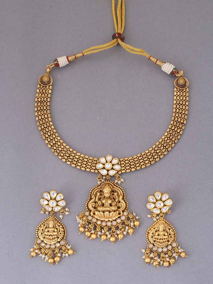 Golden Saranyu Temple Jewellery Set