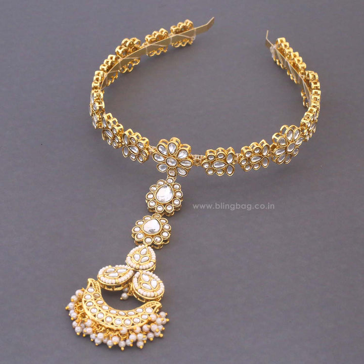 Golden Sarvani Hairband With Tikka
