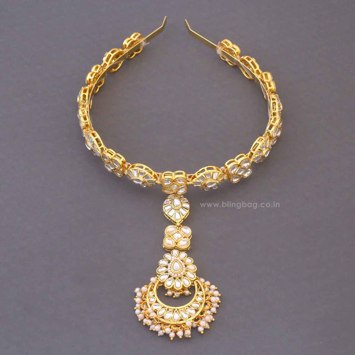 Golden Saryu Hairband With Tikka