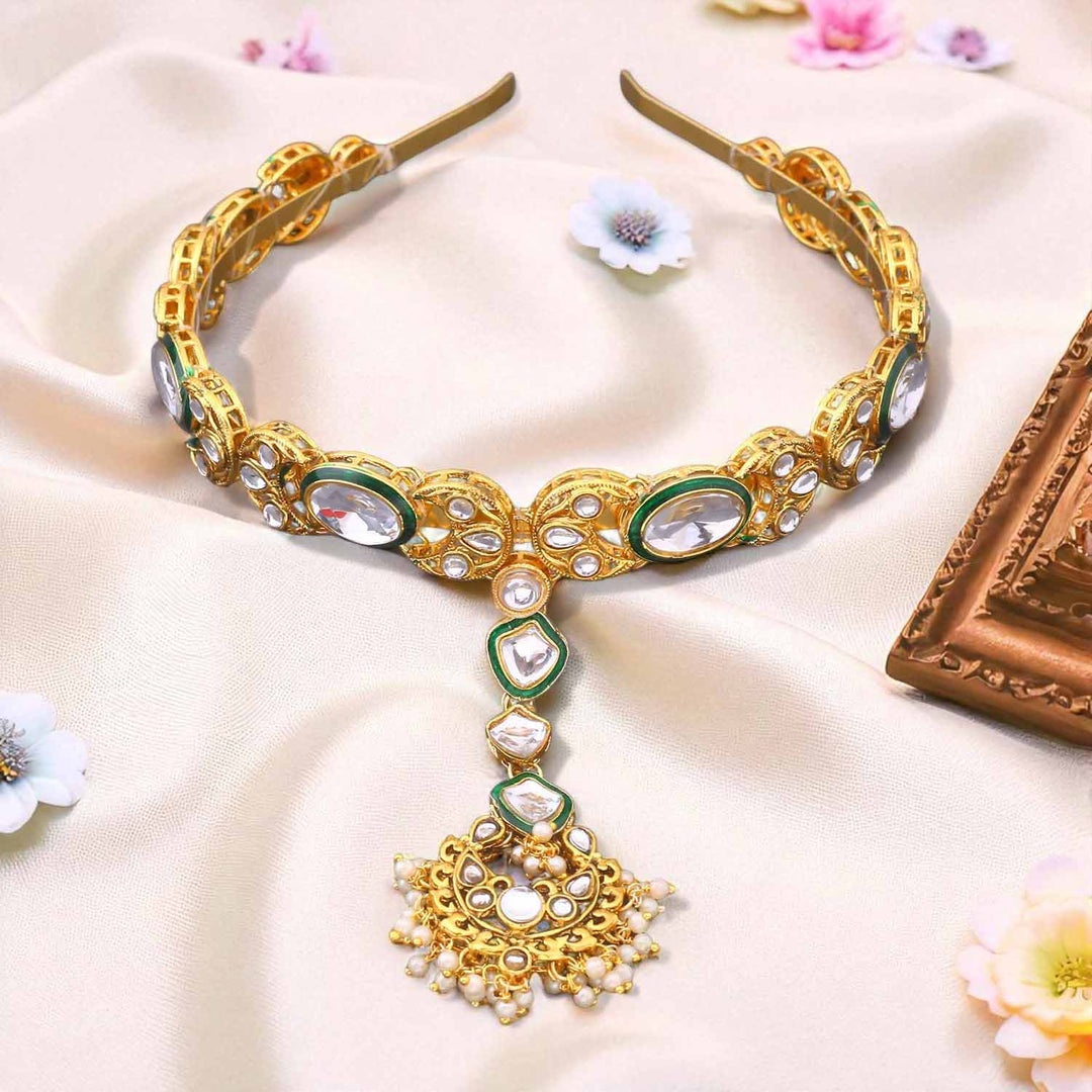 Golden Sayli Hairband With Tikka