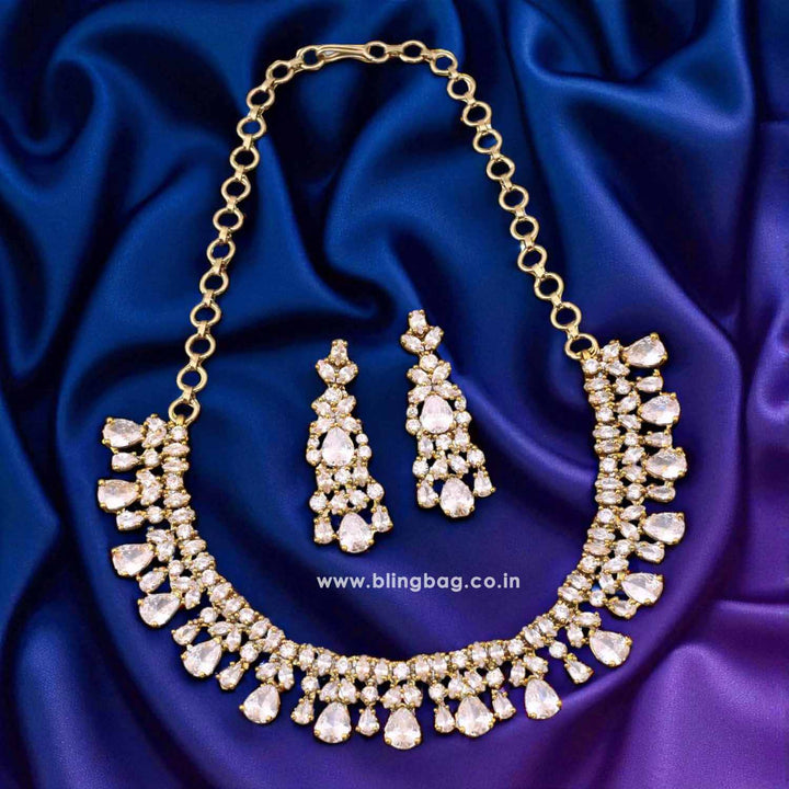 Golden Serenique Victorian Jewellery Set - New Arrival