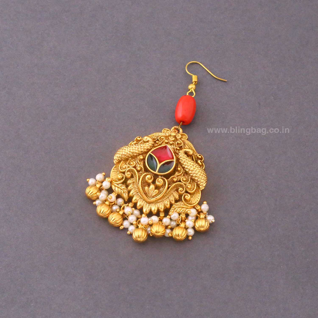 Golden Sharina Maang Tikka