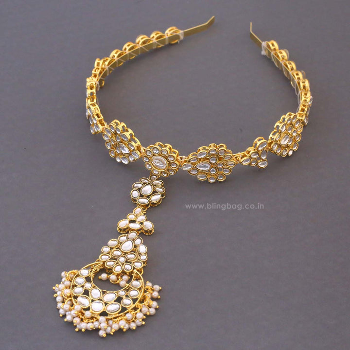 Golden Shashi Hairband With Tikka