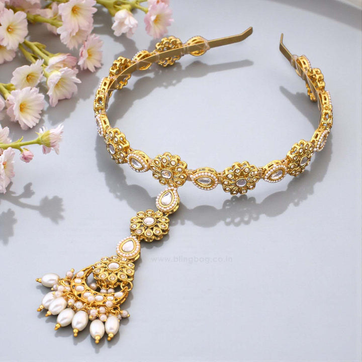 Golden Shital Hairband With Tikka