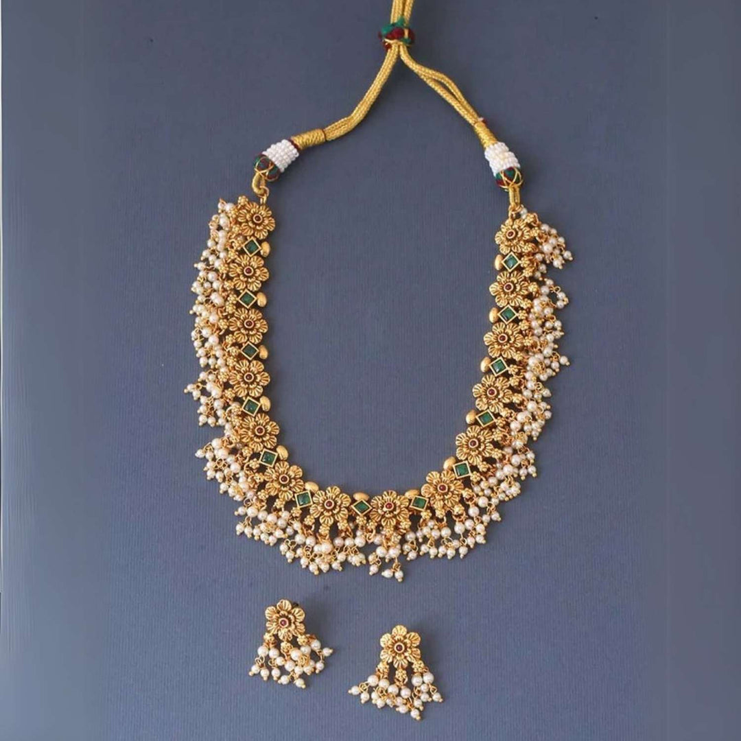 Golden Shrinkhla Antique Jewellery Set
