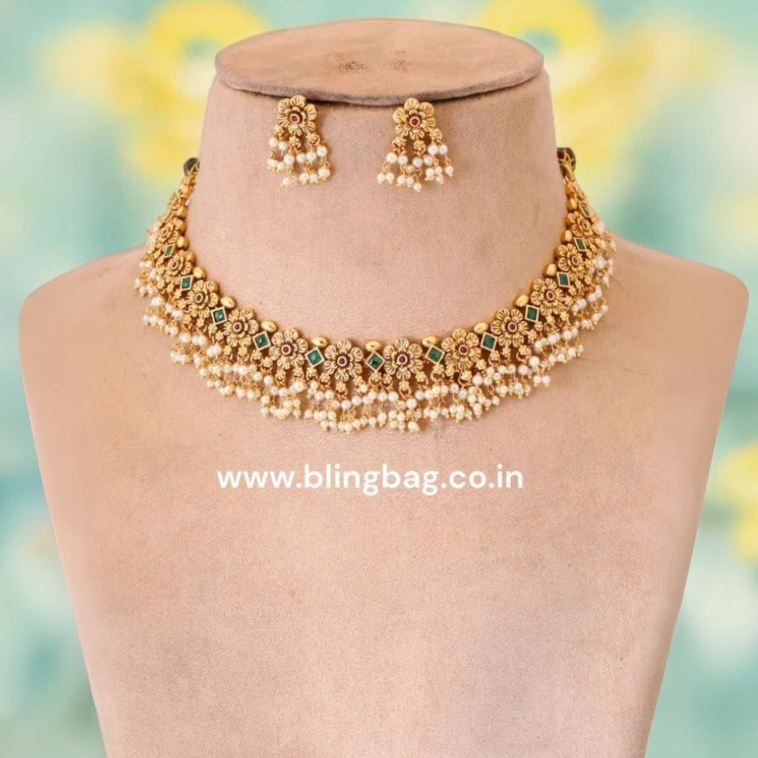 Golden Shrinkhla Antique Jewellery Set