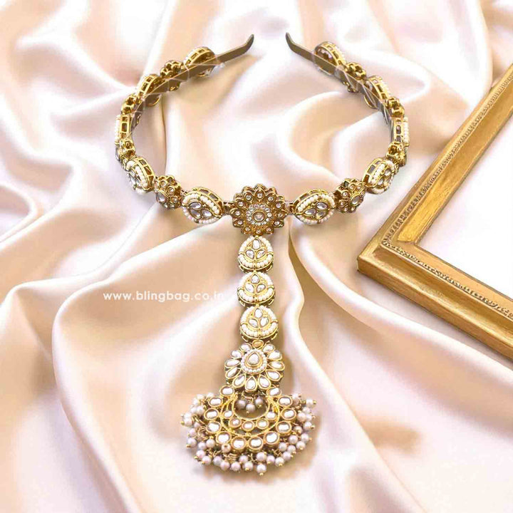 Golden Shrishti Hairband With Tikka