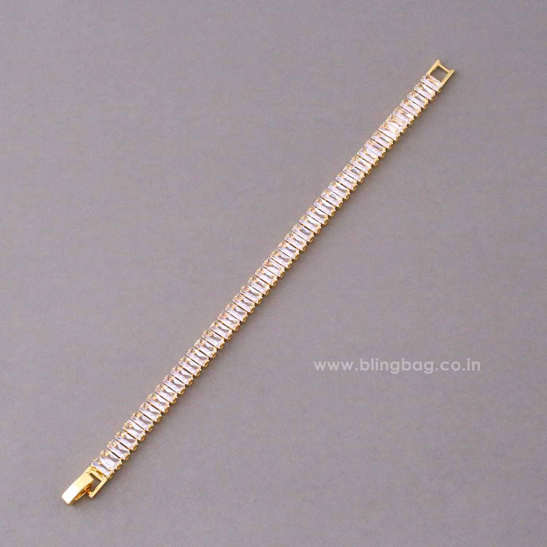 Golden  Shriya Bracelet Watch