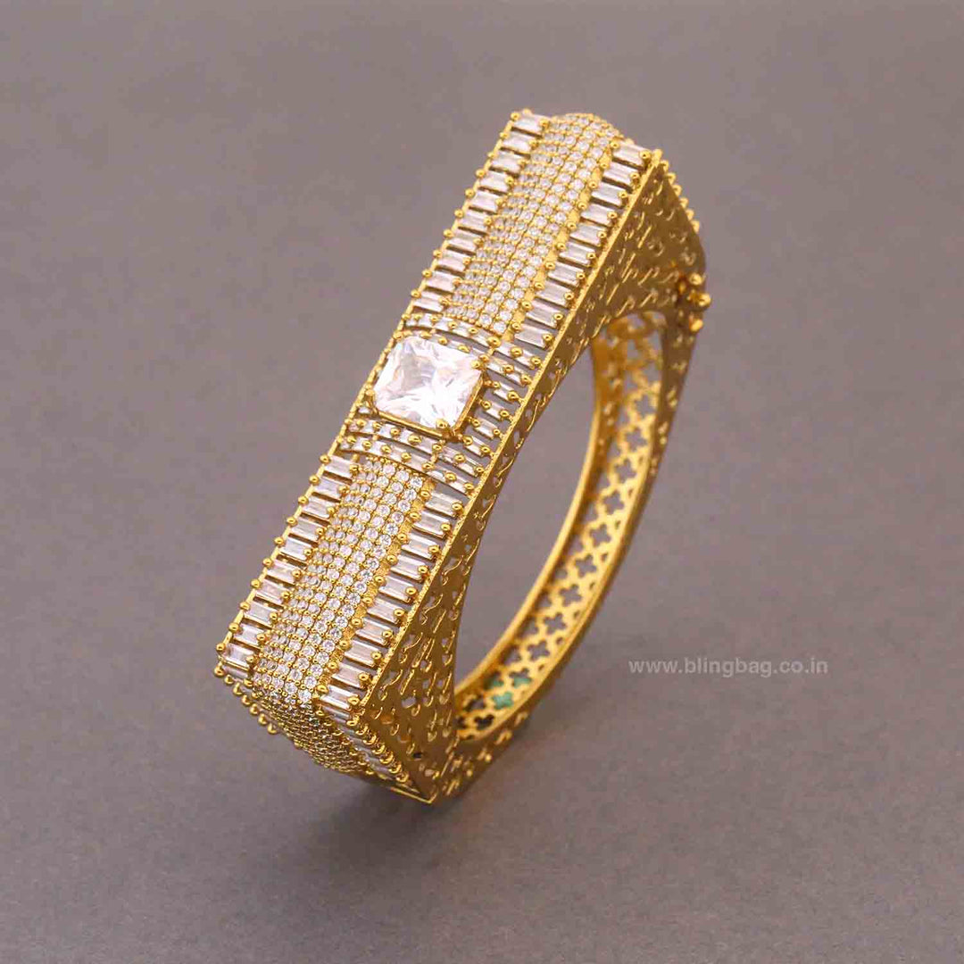 Golden Siecca Victorian Bracelet