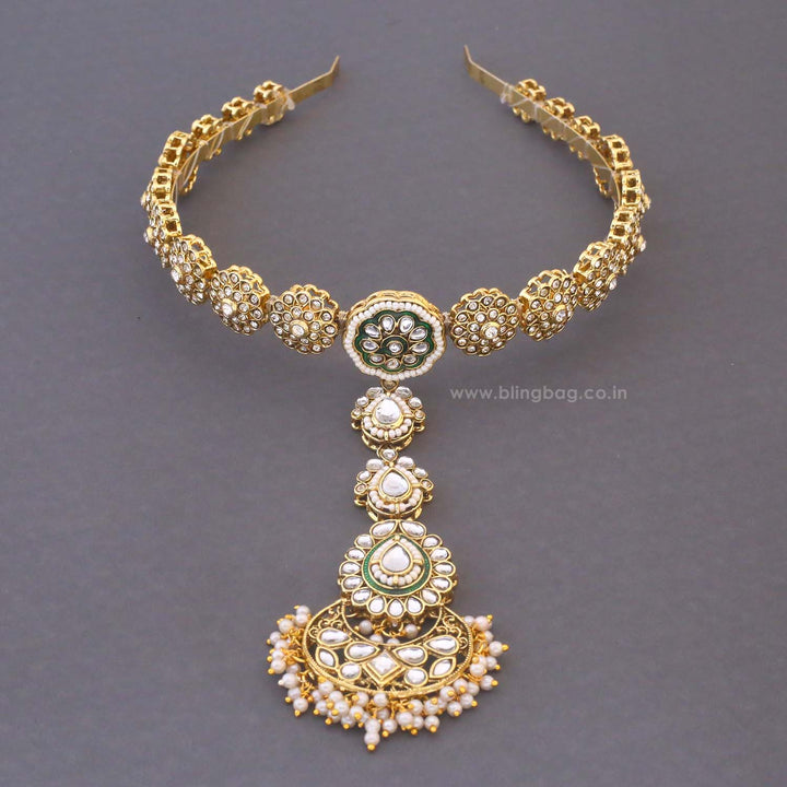 Golden Sindhu Hairband With Tikka