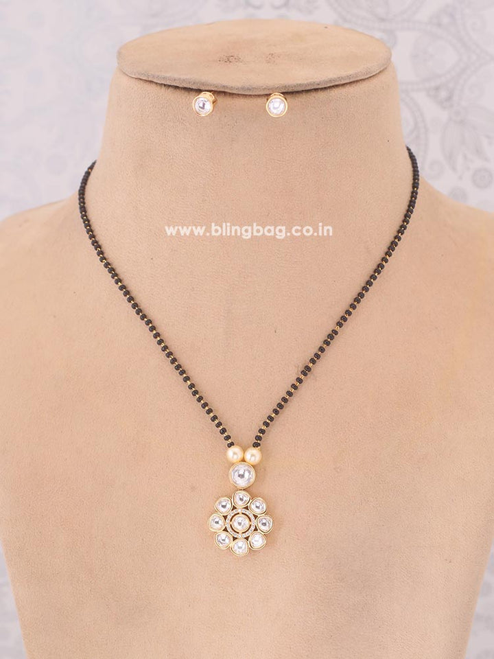 Golden Sinead Mangalsutra Set